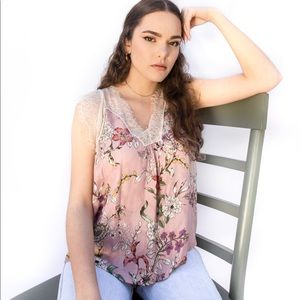 Floral Lace Shirt Sleeve Love Stitch